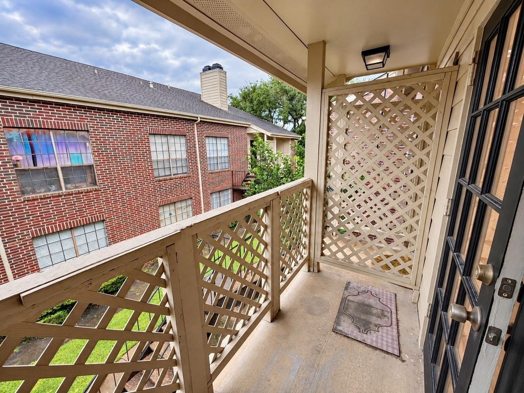 8055 Cambridge Street - Photo 11