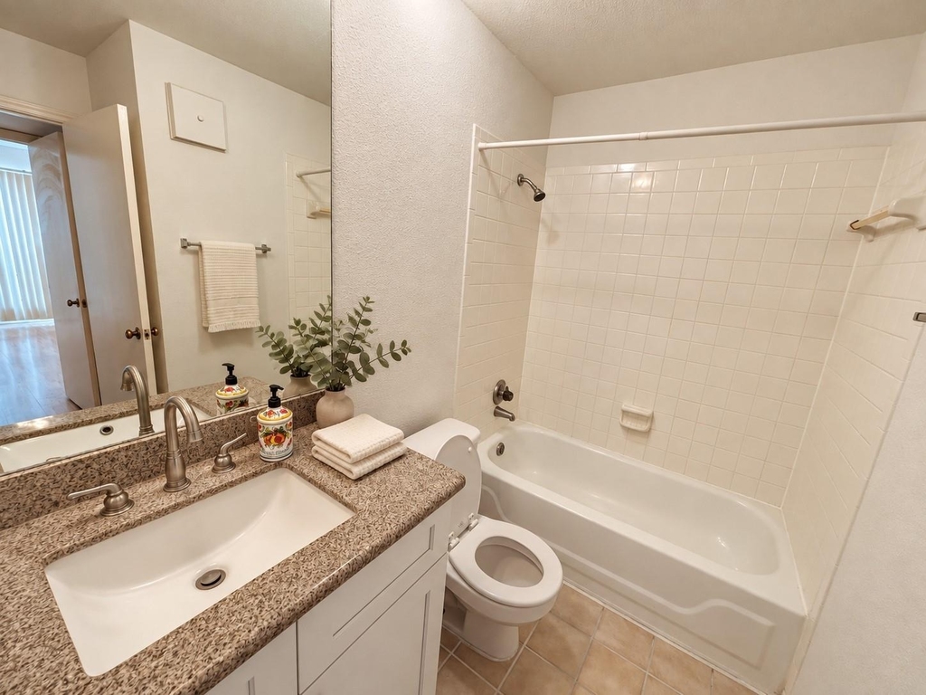 8055 Cambridge Street - Photo 7