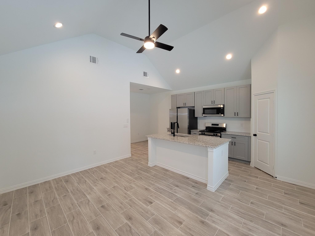 11851 Nelwood Street - Photo 8