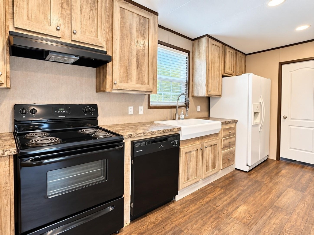 7920 Hoptree - Photo 2