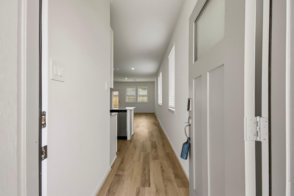 18543 Landing Meadows Lane - Photo 2