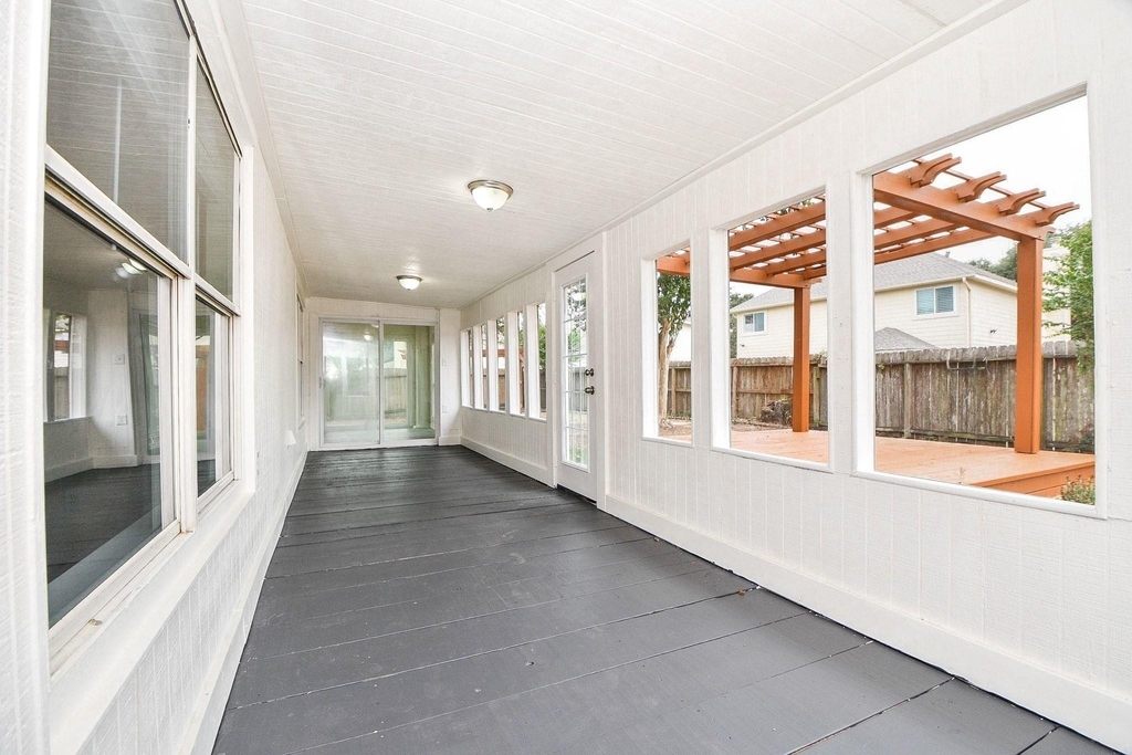 2723 Jade Forest Lane - Photo 28