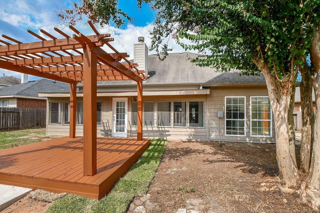 2723 Jade Forest Lane - Photo 32