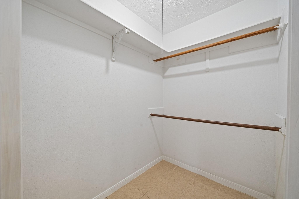 18123 Lake Bend Drive - Photo 14