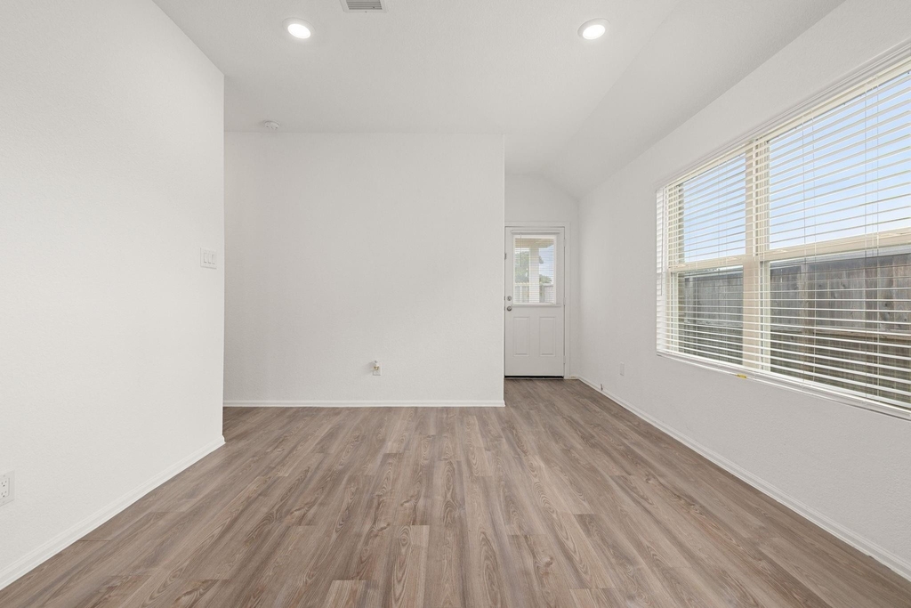 23911 Falling Daylight Drive - Photo 11