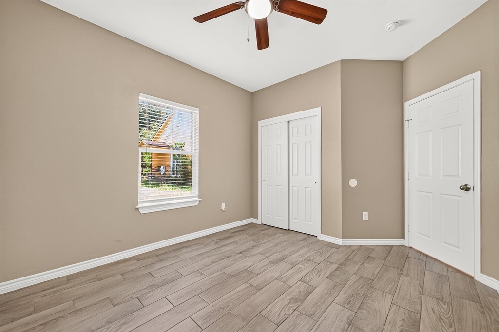 310 W Watson Street - Photo 26
