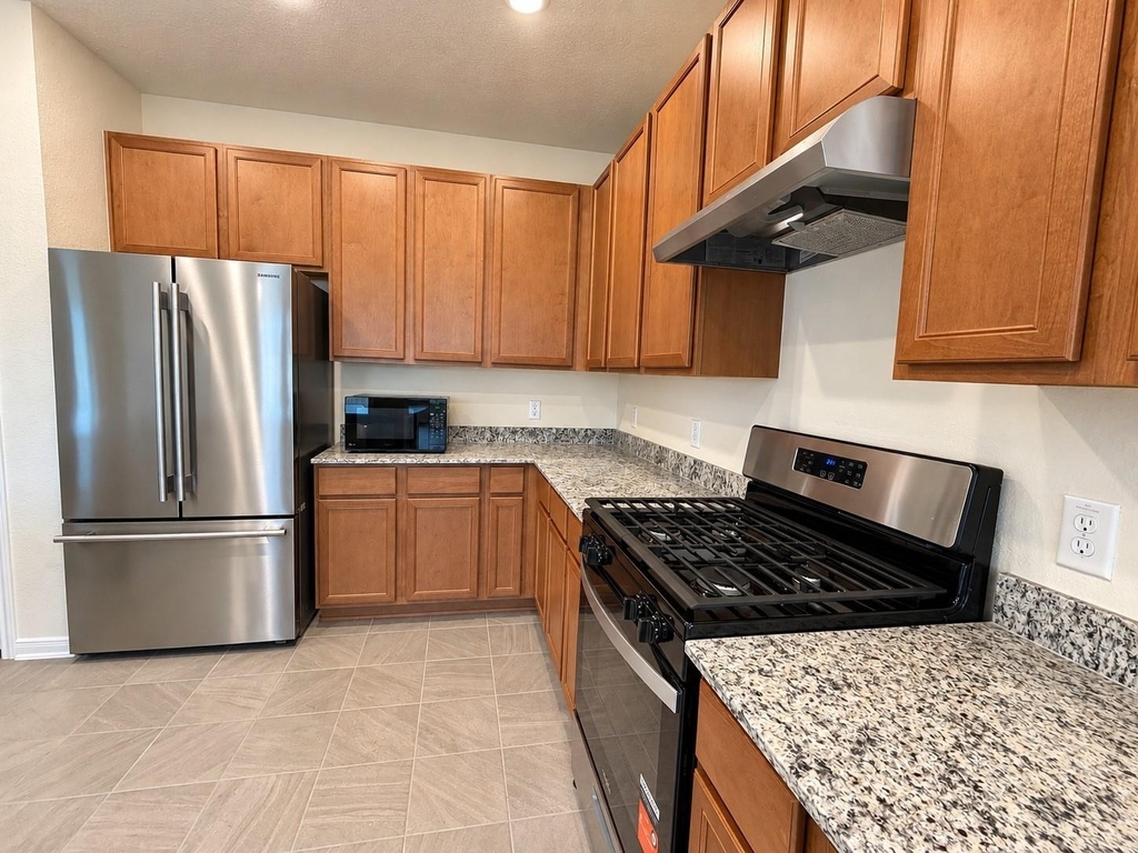 7818 Rustic Lariat Dr - Photo 11