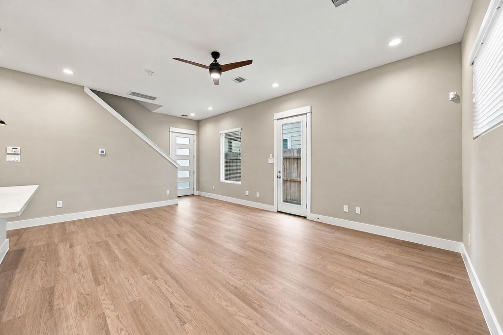 1205 W Tidwell Road - Photo 10