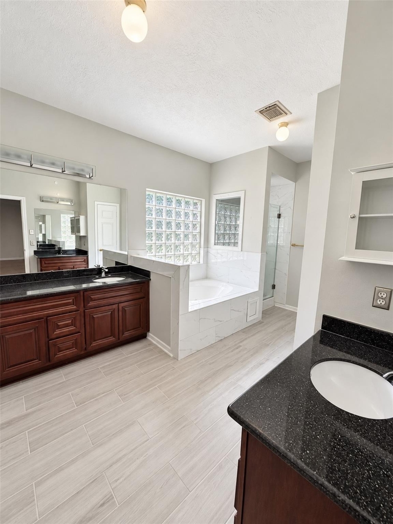 14715 Wynbourn Way - Photo 11