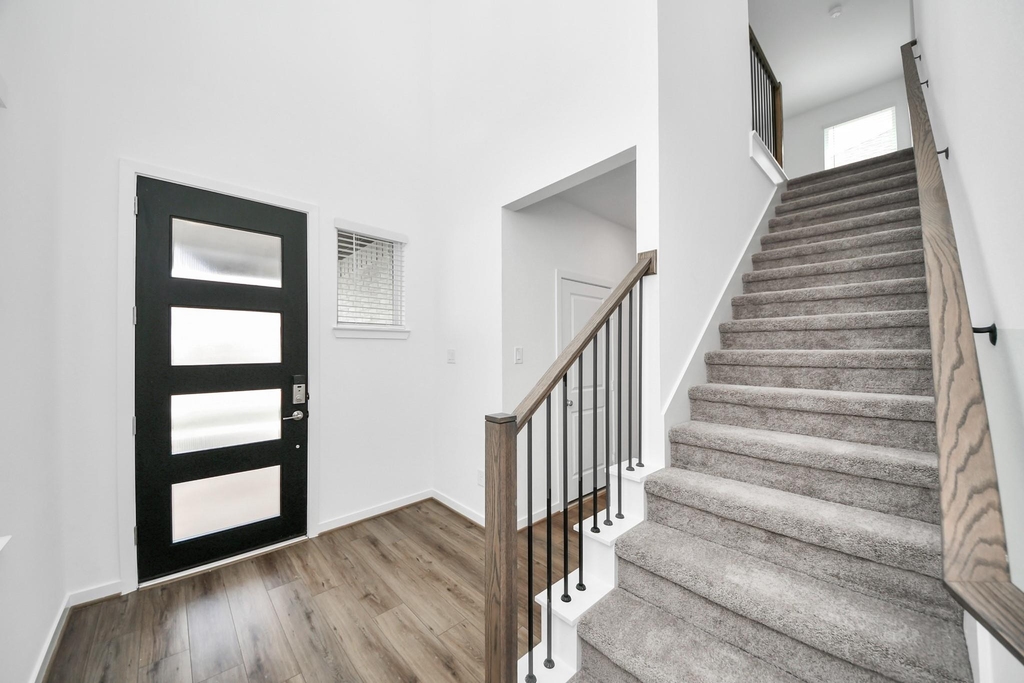 9231 Willowbank Gap Lane - Photo 23