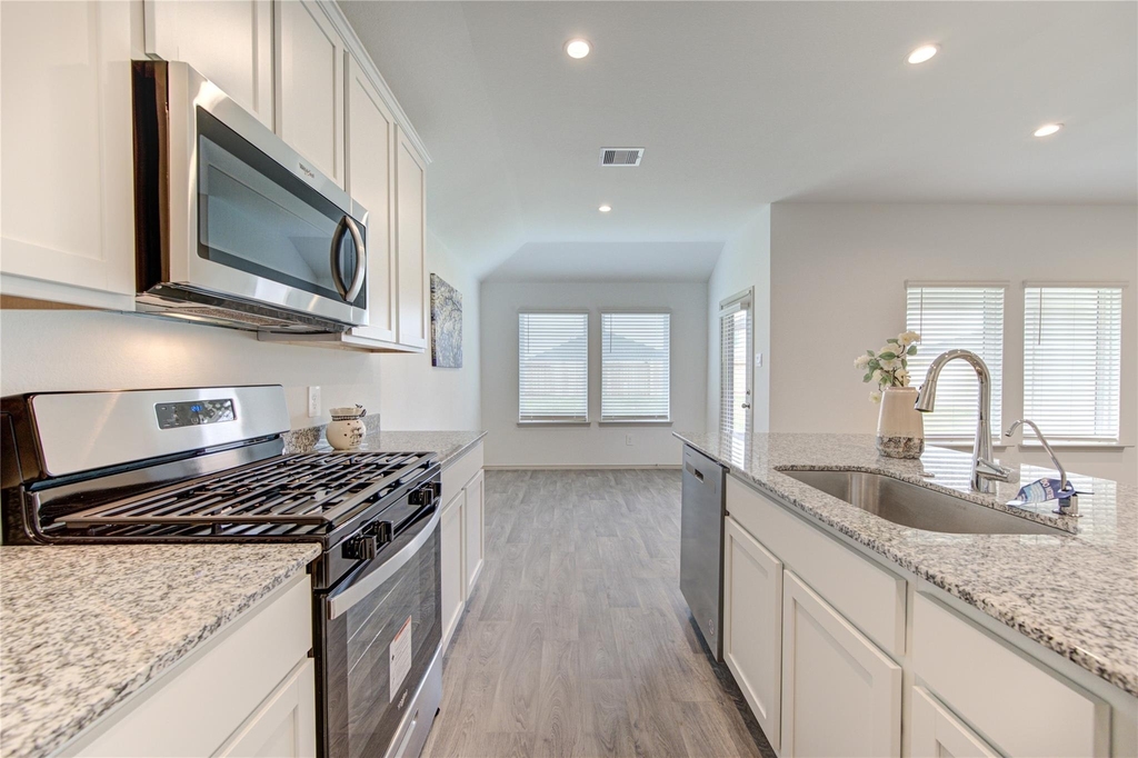 7315 Sunset Creek Drive - Photo 16