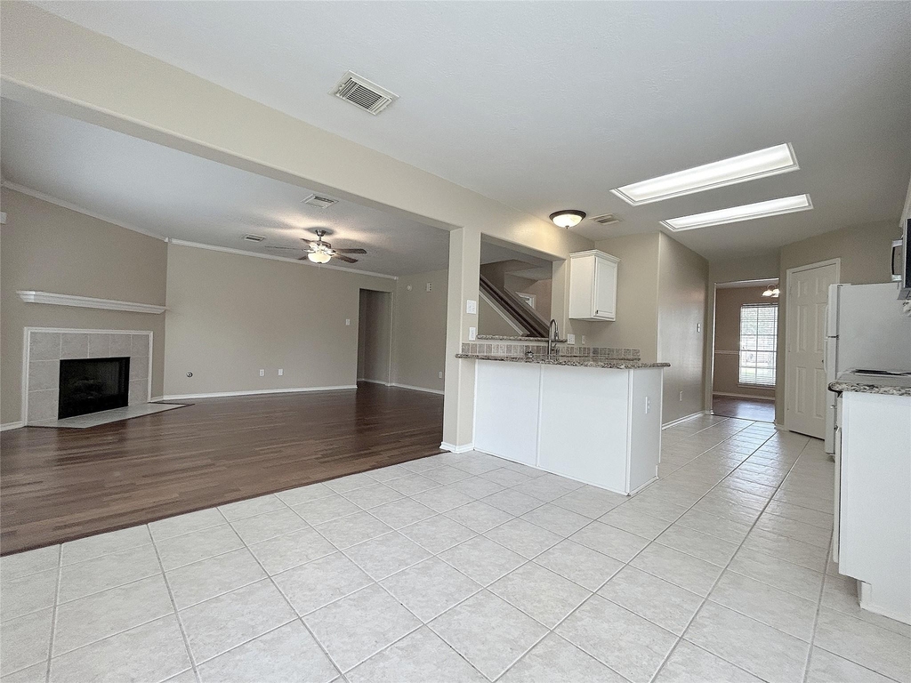 16438 Redbud Berry Lane - Photo 12