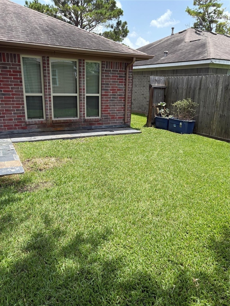 1402 Township Court - Photo 7