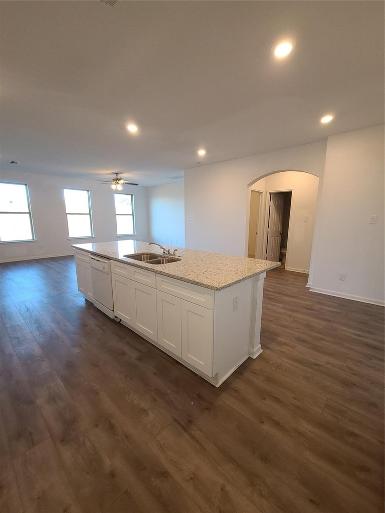 11135 Beverley Park Street - Photo 6