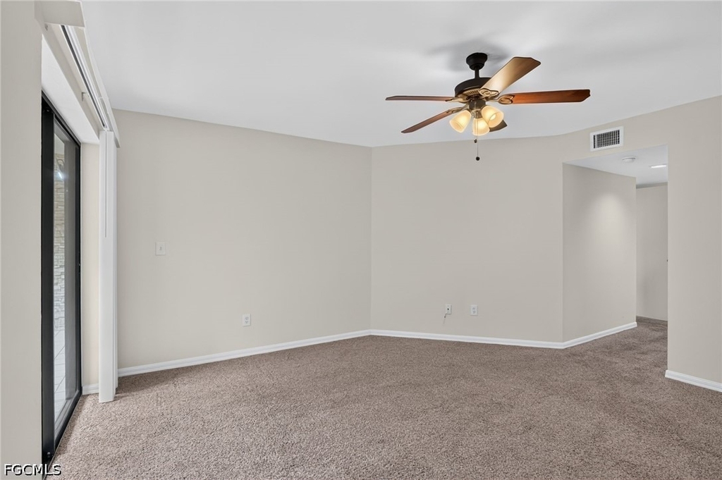 9648 Windsor Gardens Lane - Photo 11