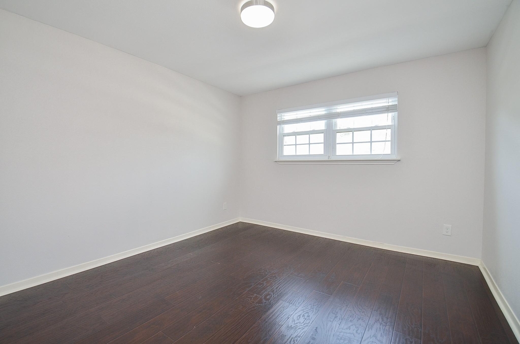 1549 W Sam Houston Parkway S - Photo 20