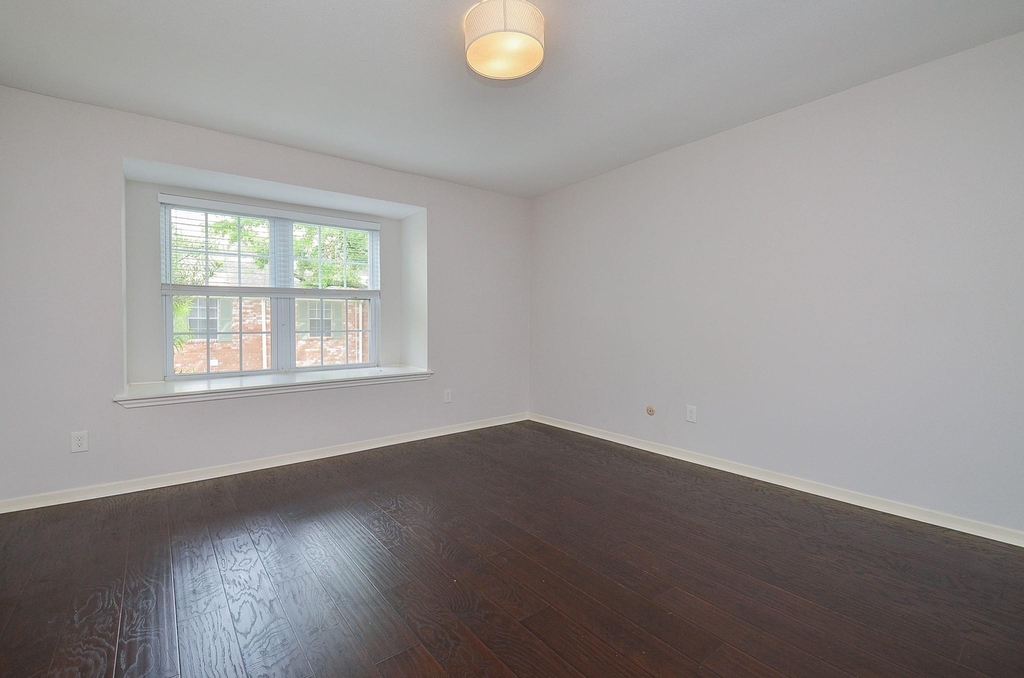 1549 W Sam Houston Parkway S - Photo 15
