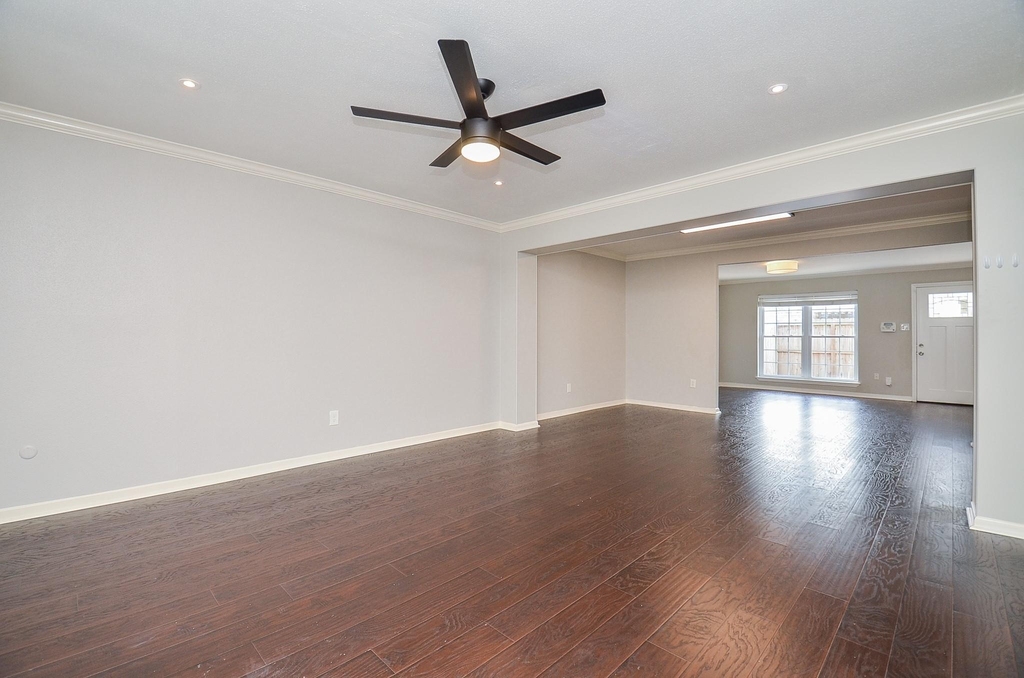 1549 W Sam Houston Parkway S - Photo 2