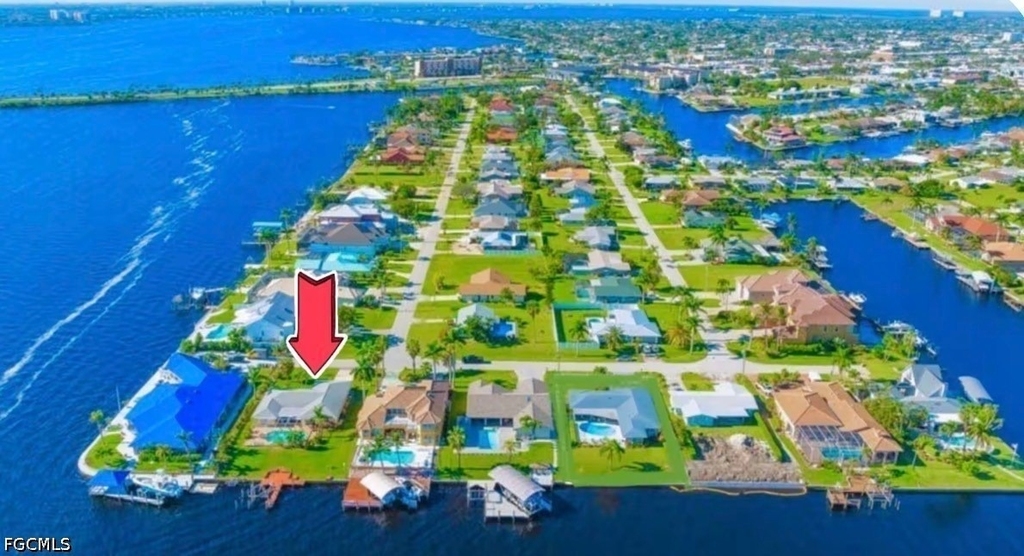 2025 Se 44th Street - Photo 45