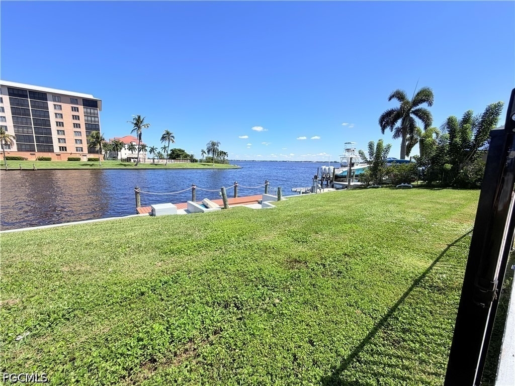 2025 Se 44th Street - Photo 34