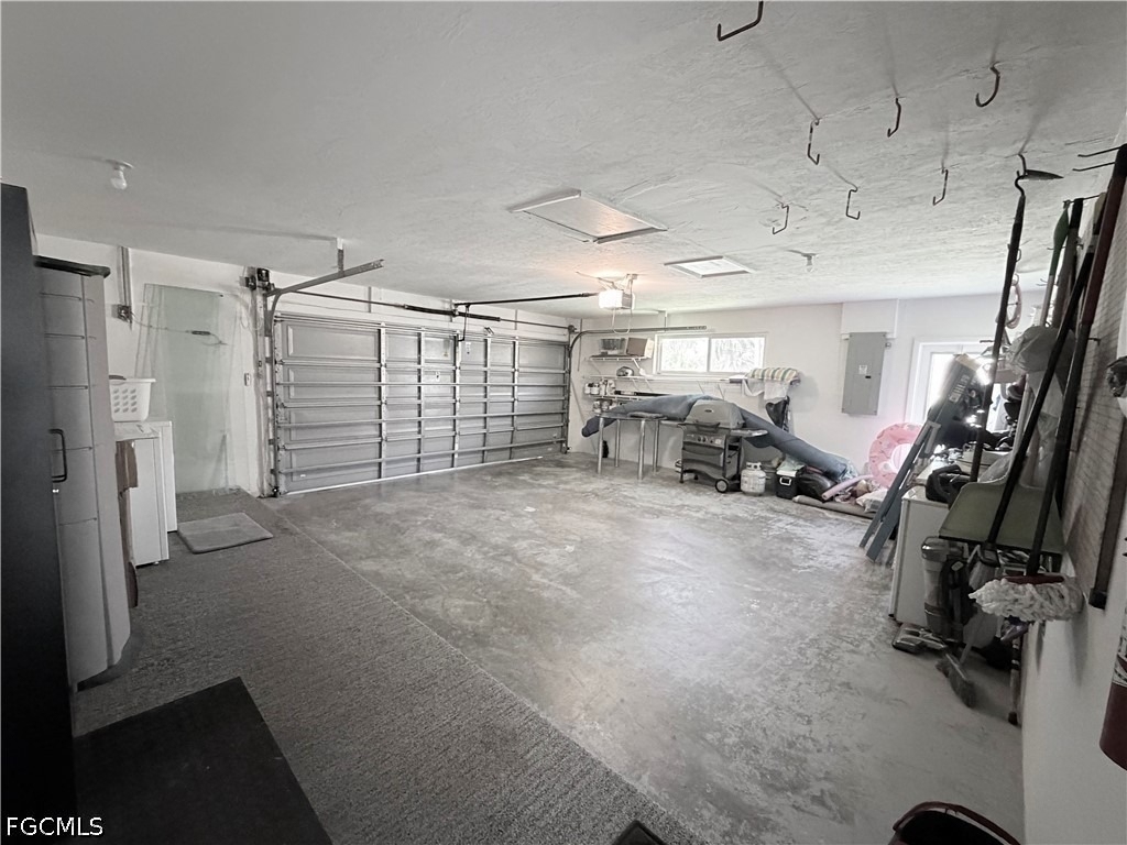 2025 Se 44th Street - Photo 42