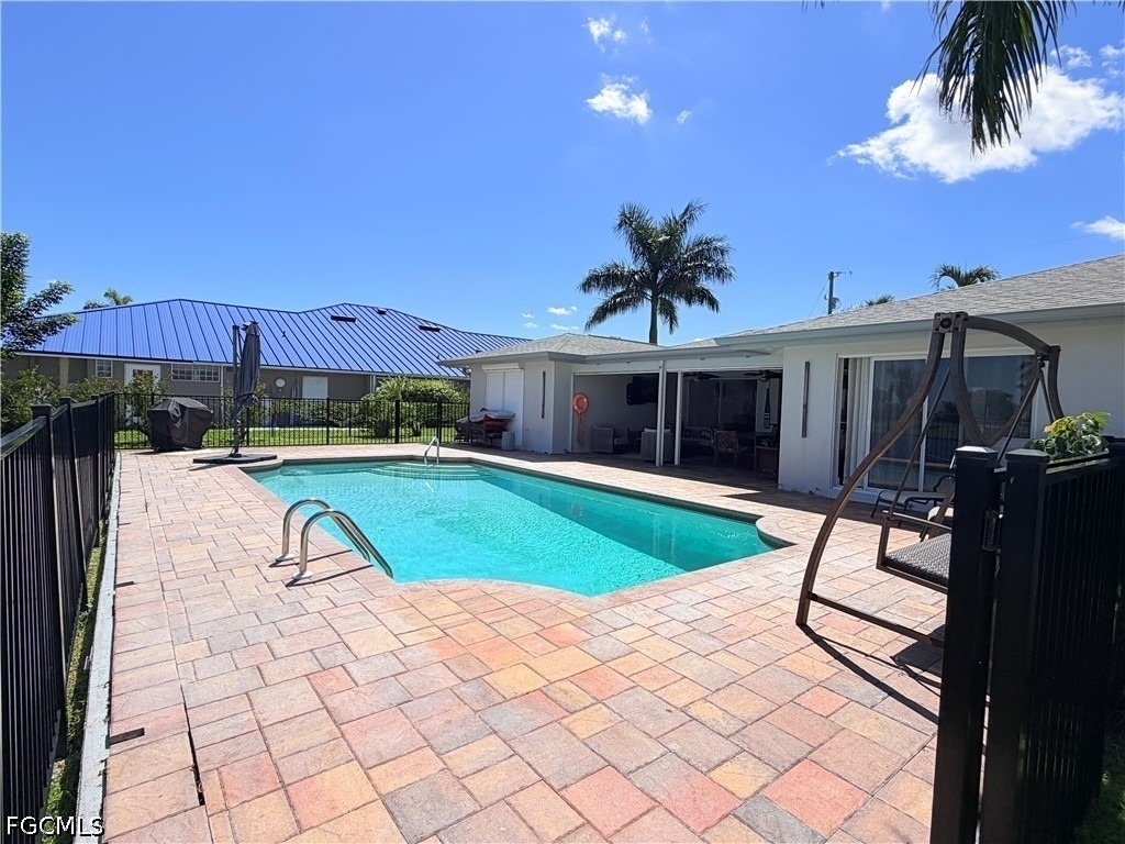 2025 Se 44th Street - Photo 36