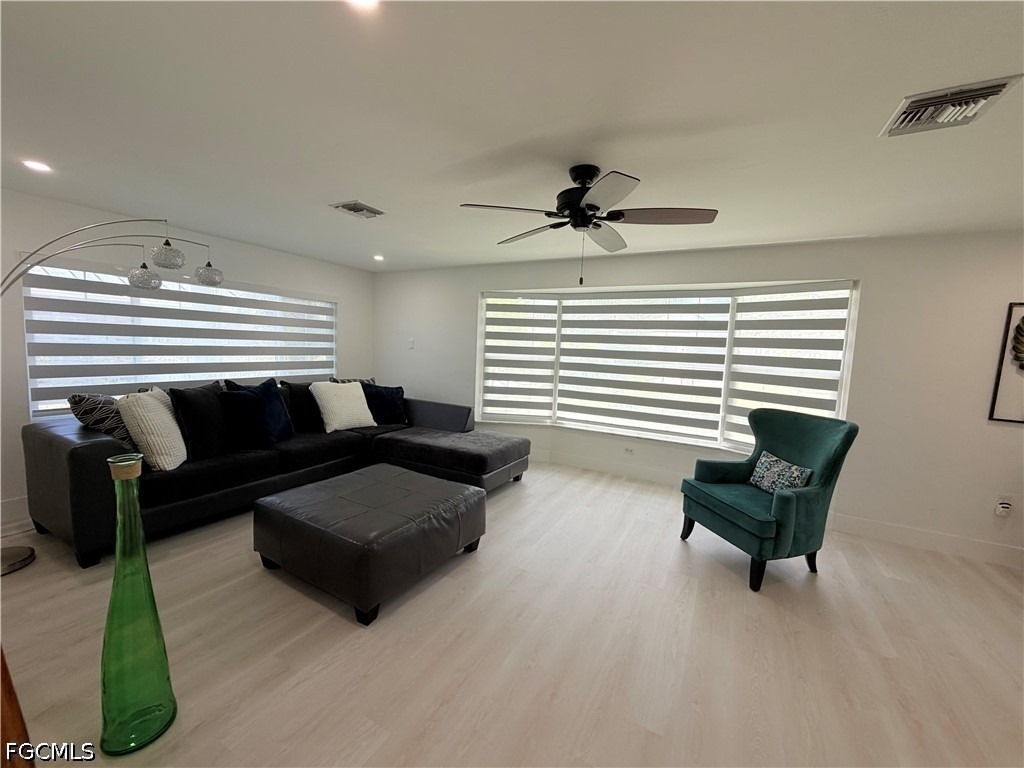 2025 Se 44th Street - Photo 8