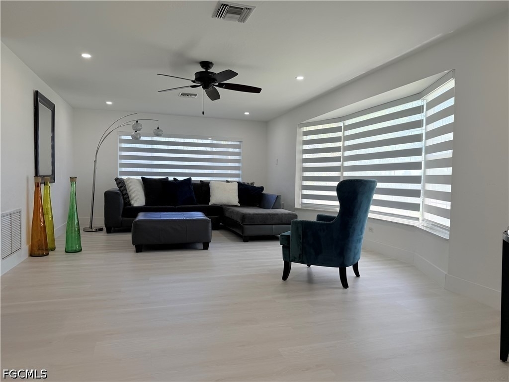 2025 Se 44th Street - Photo 7