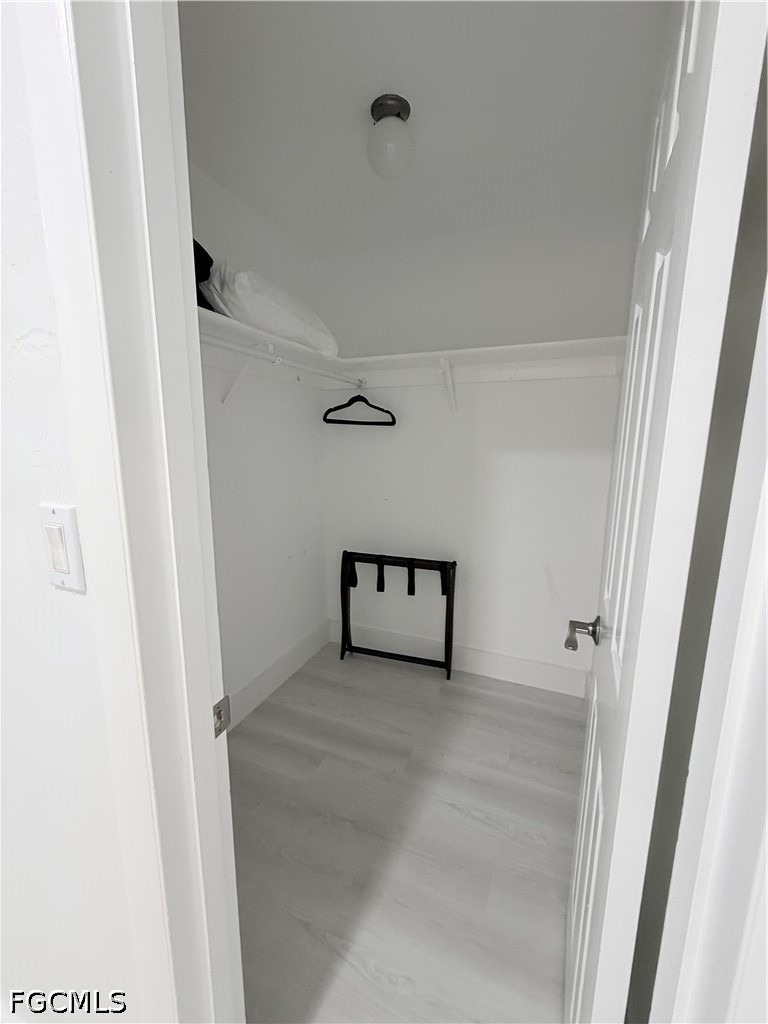 2025 Se 44th Street - Photo 33
