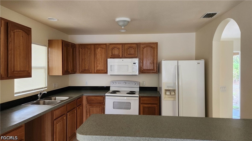 2147 Fairway Drive - Photo 6