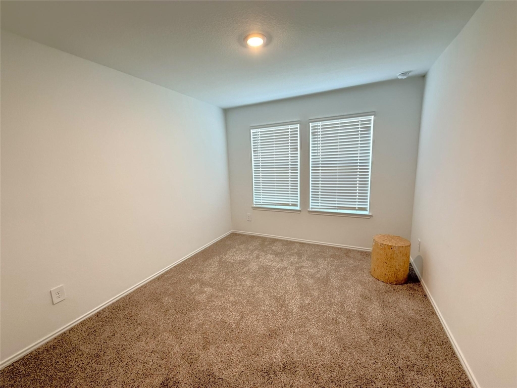 24855 Springbluff Valley Court - Photo 11