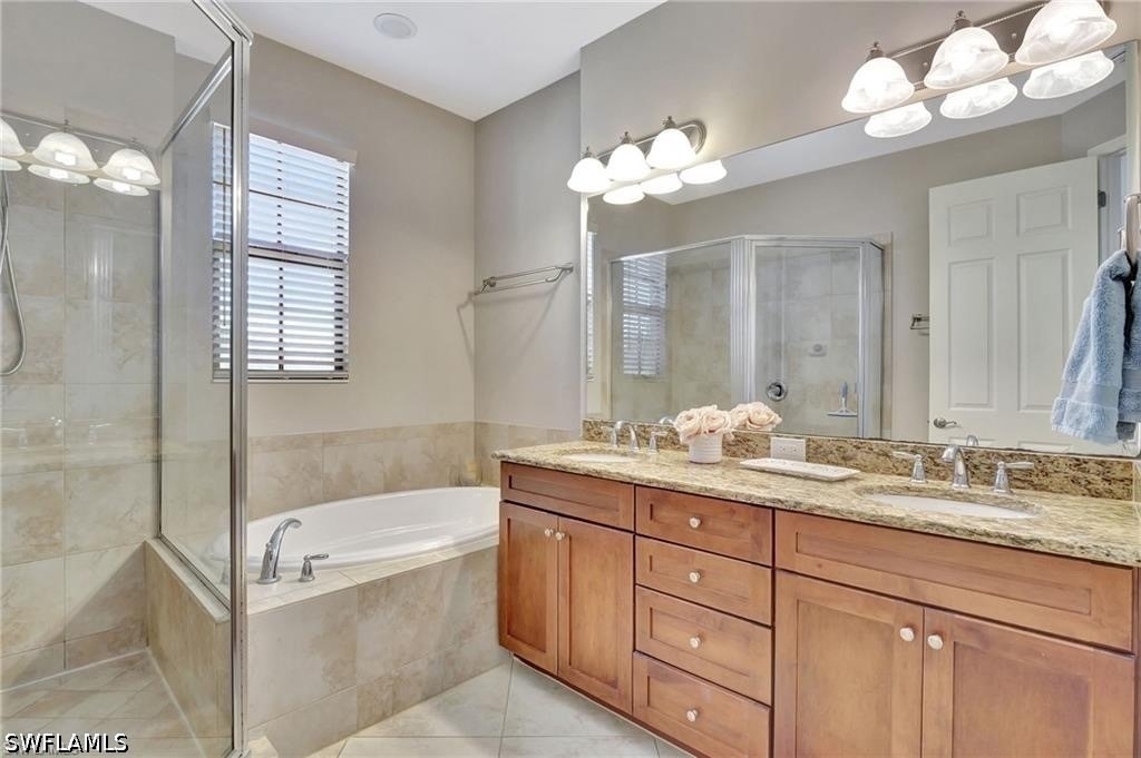 8832 Oliveria Street - Photo 14