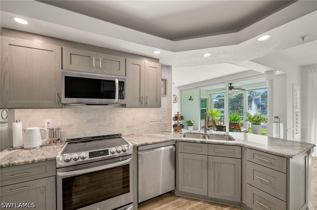 6855 Satinleaf Road S - Photo 7