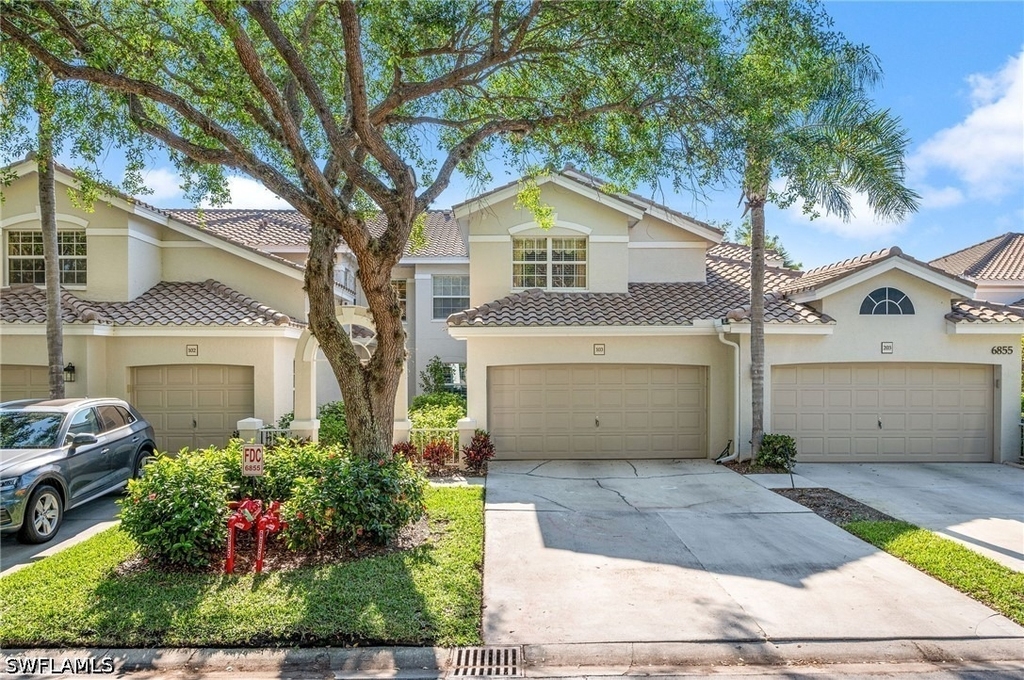 6855 Satinleaf Road S - Photo 0