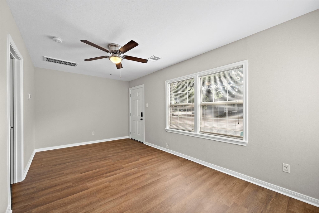 234 W 27th Street - Photo 1