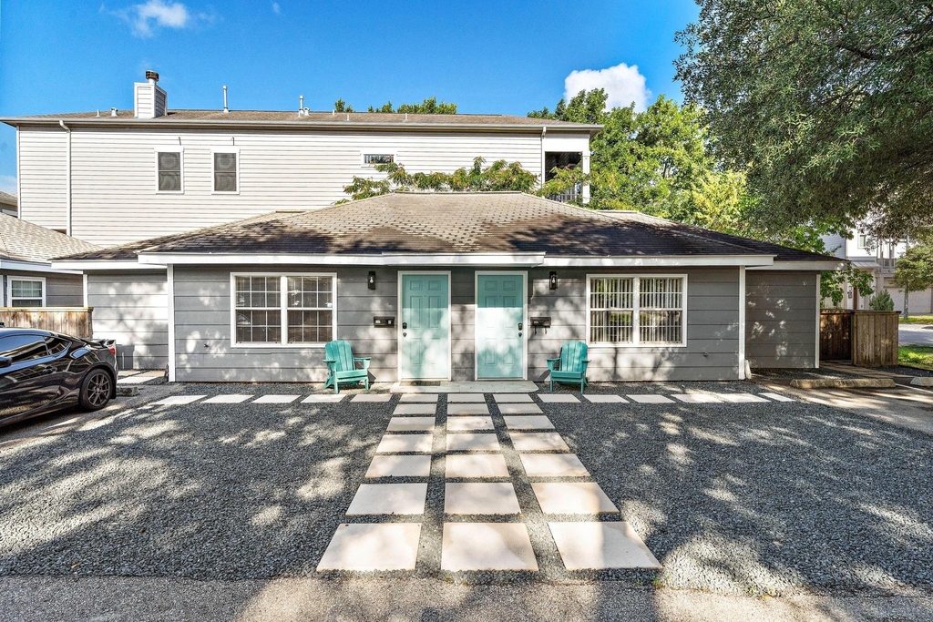 234 W 27th Street - Photo 9