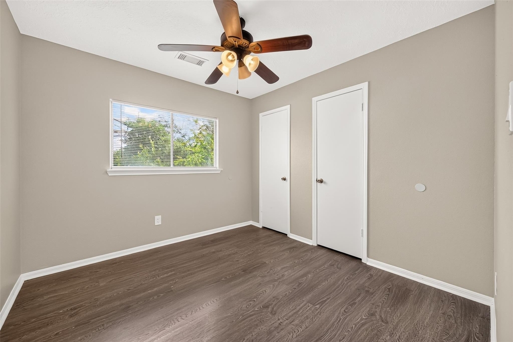 5631 Roserock Lane - Photo 39
