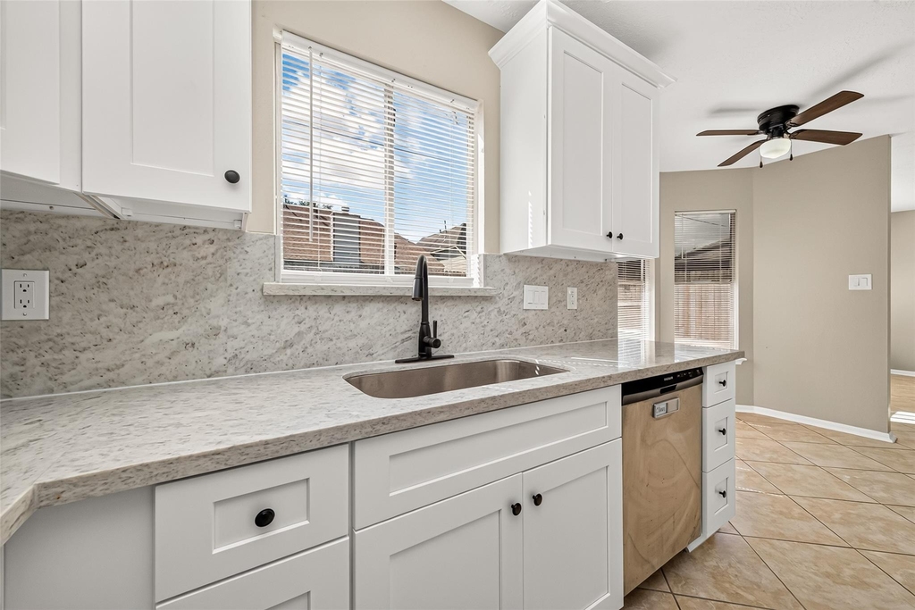 5631 Roserock Lane - Photo 22