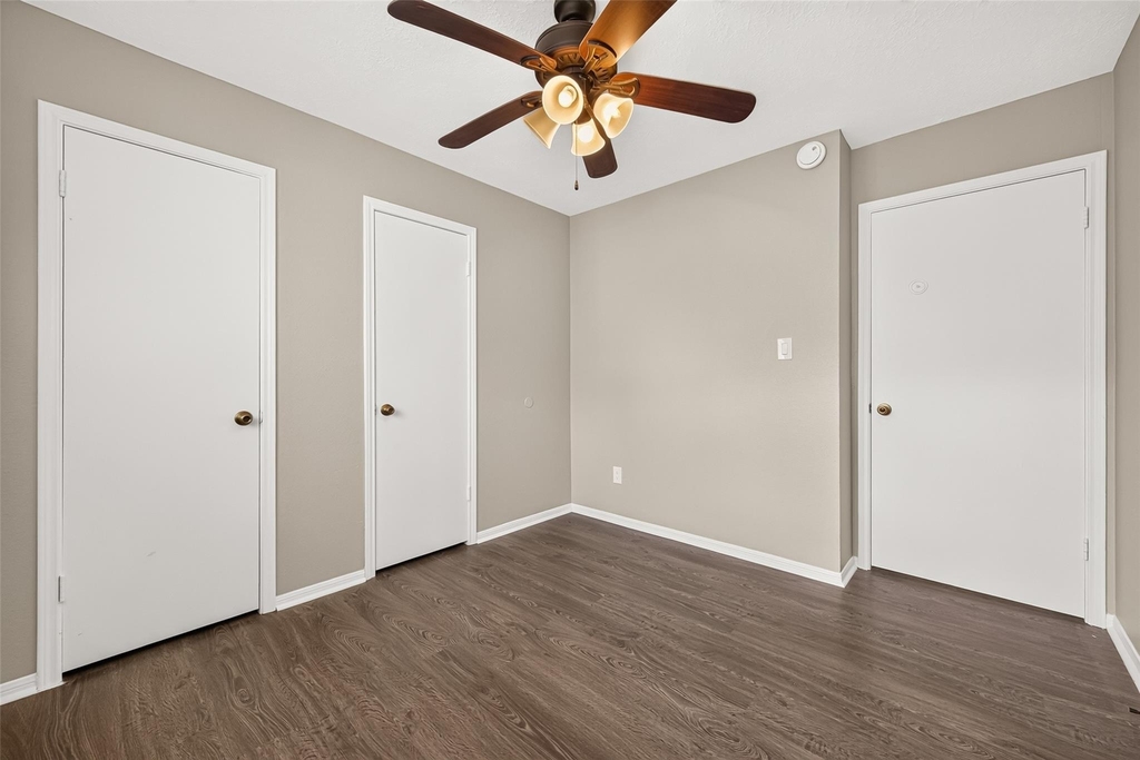 5631 Roserock Lane - Photo 40