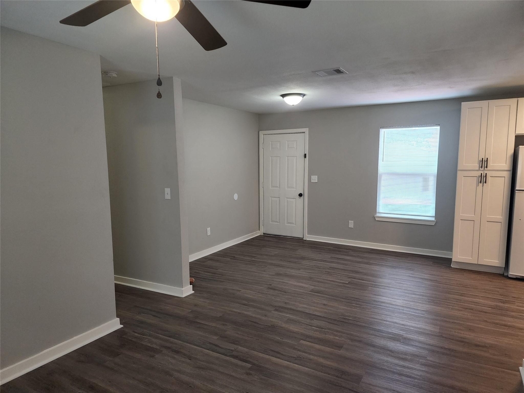 1508 Carver Avenue - Photo 5
