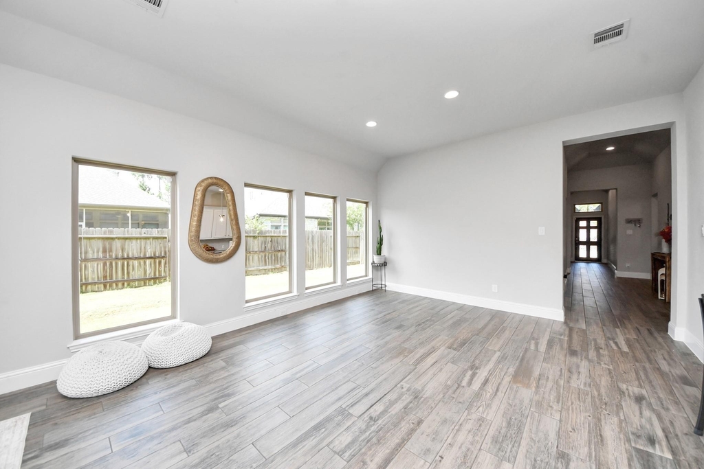 16323 Tulipan Spring Trail - Photo 9