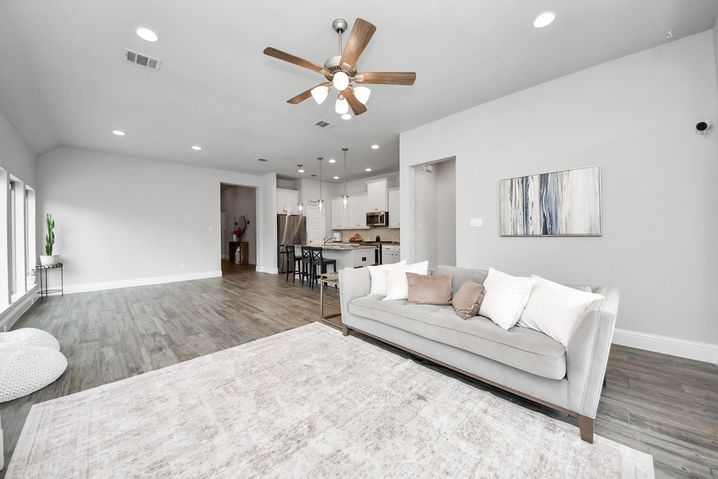 16323 Tulipan Spring Trail - Photo 7