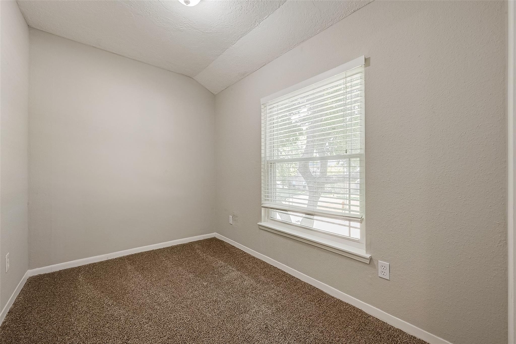 4311 Stacy Street - Photo 30