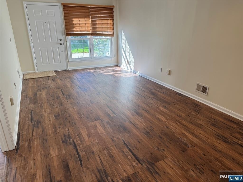 831 Juniper - Photo 4