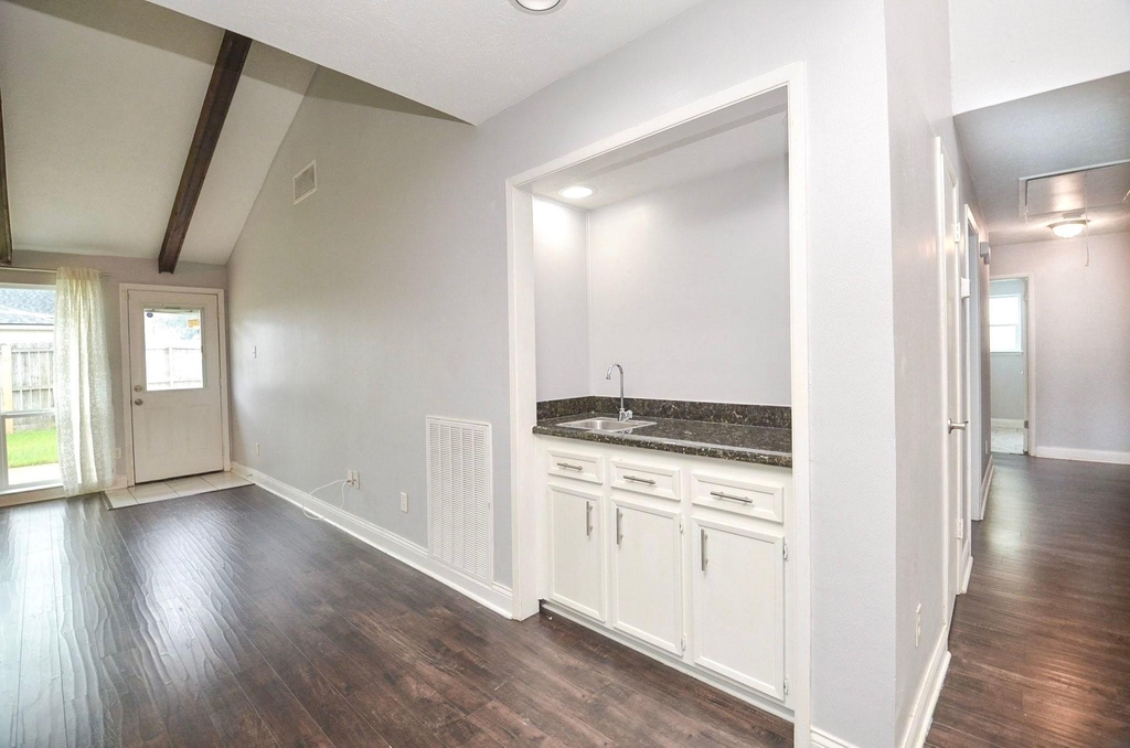 2903 Pepperwood - Photo 19