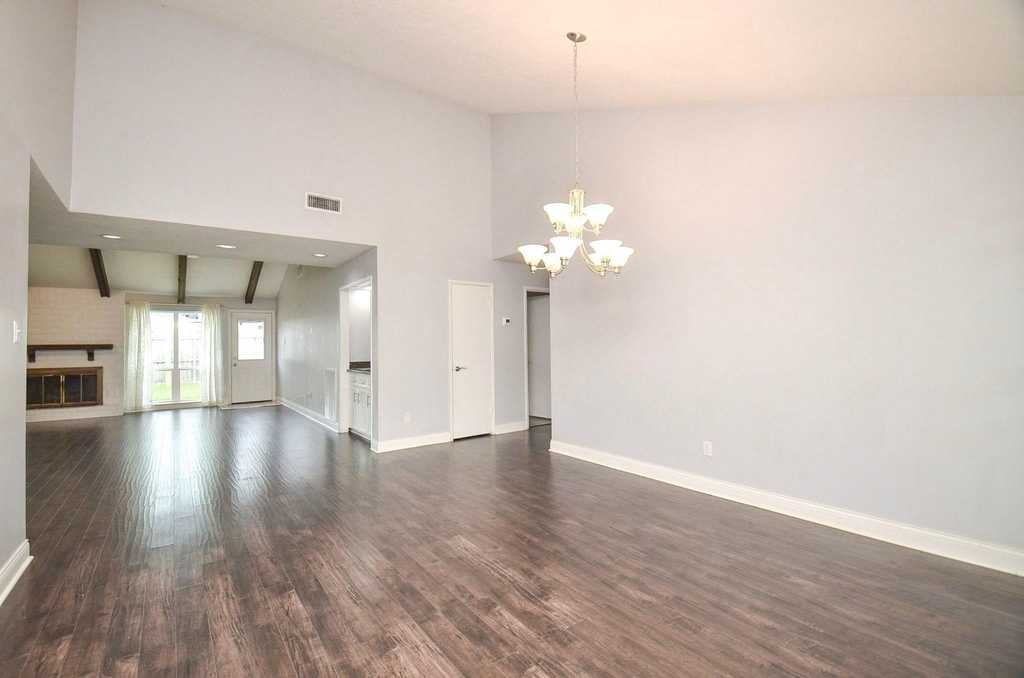 2903 Pepperwood - Photo 8