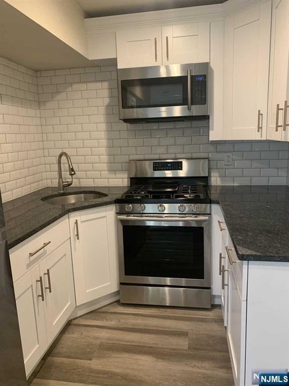 295 Park - Photo 0