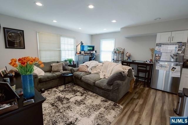 295 Park - Photo 1