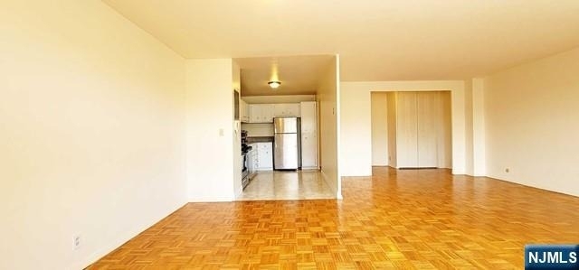 2348 Linwood - Photo 5
