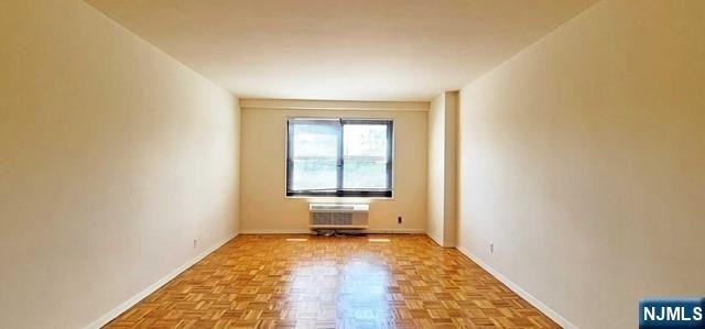 2348 Linwood - Photo 10